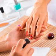 Curso de Manicure e Pedicure Profissional
